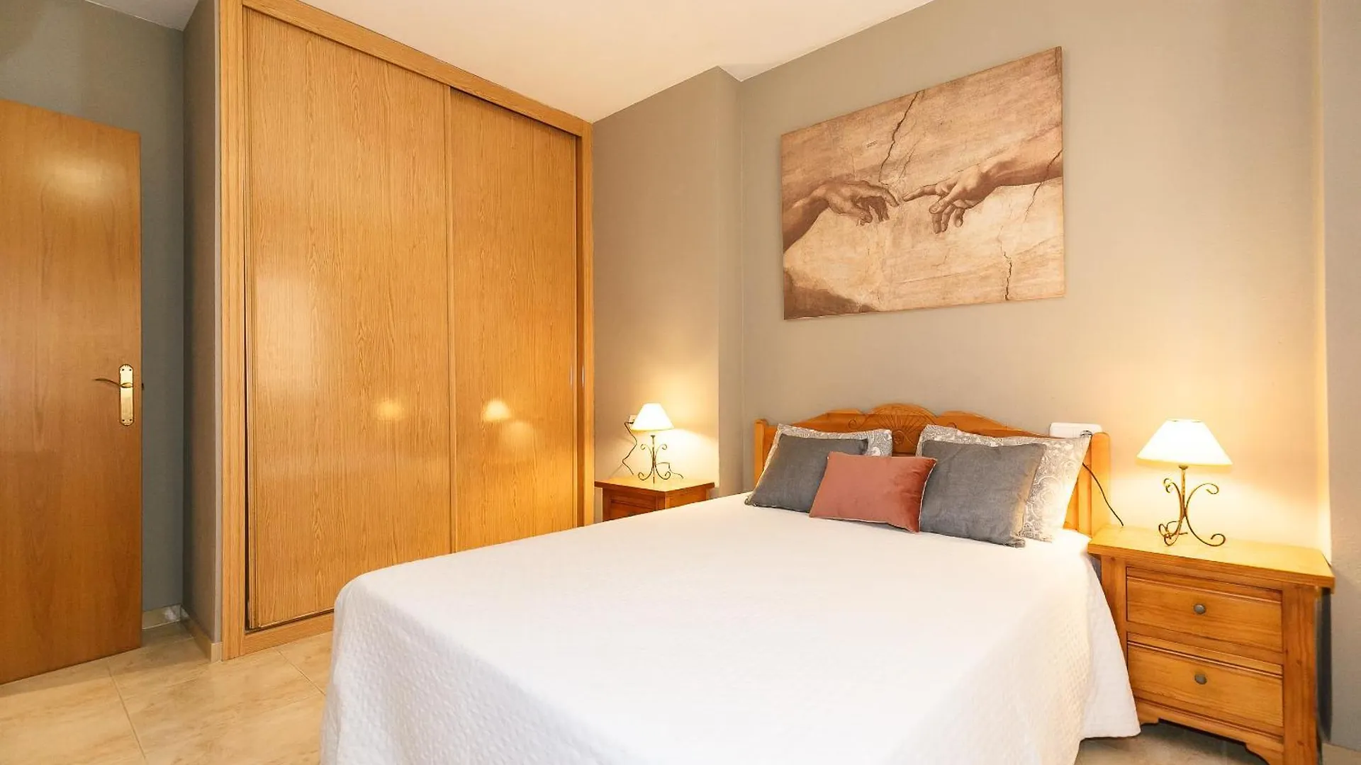 Uhc Golden Pineda Apartments La Pineda İspanya