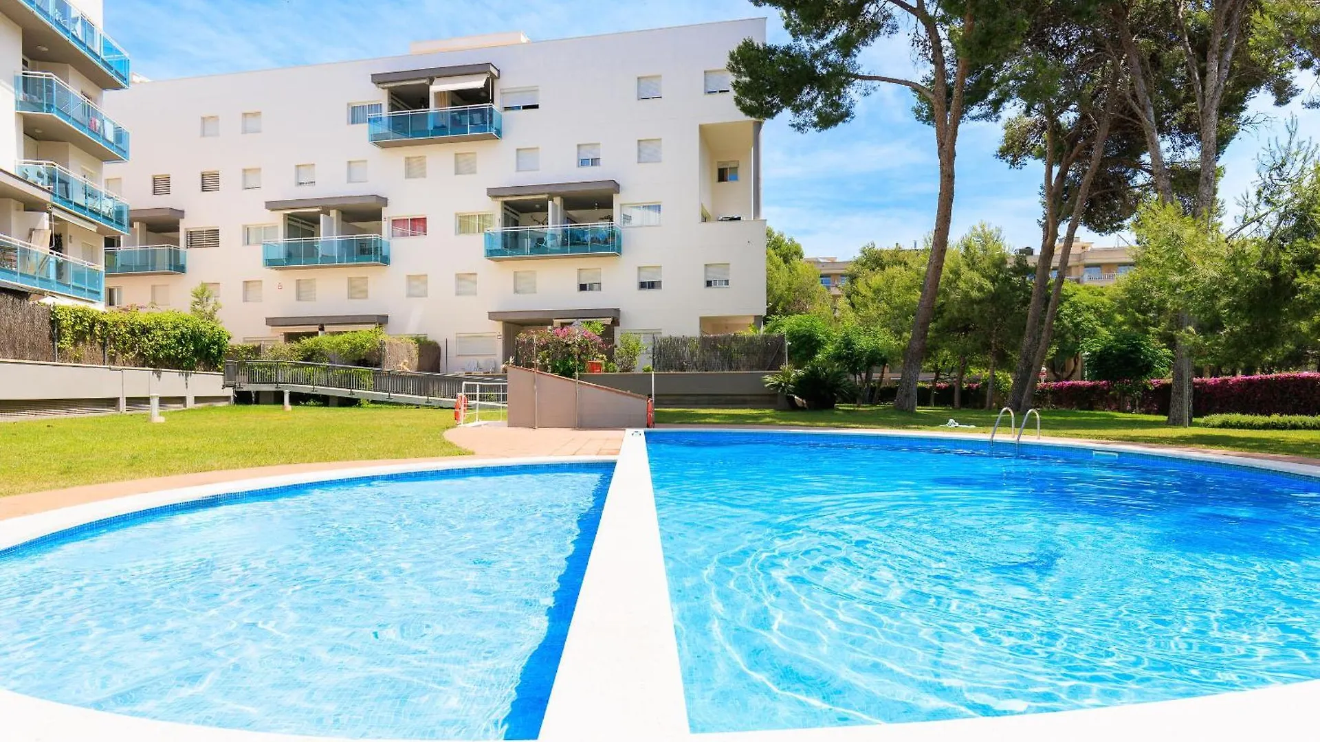 Uhc Golden Pineda Apartments La Pineda İspanya